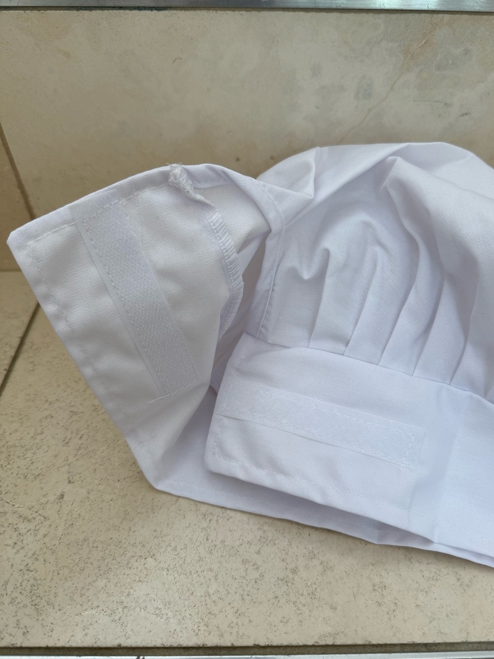 Chef’s hat (OS) (NIB) - Picture 3 of 7